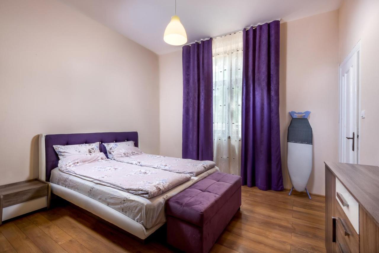 Family Apartment - Comfort In The Center Бургас Экстерьер фото