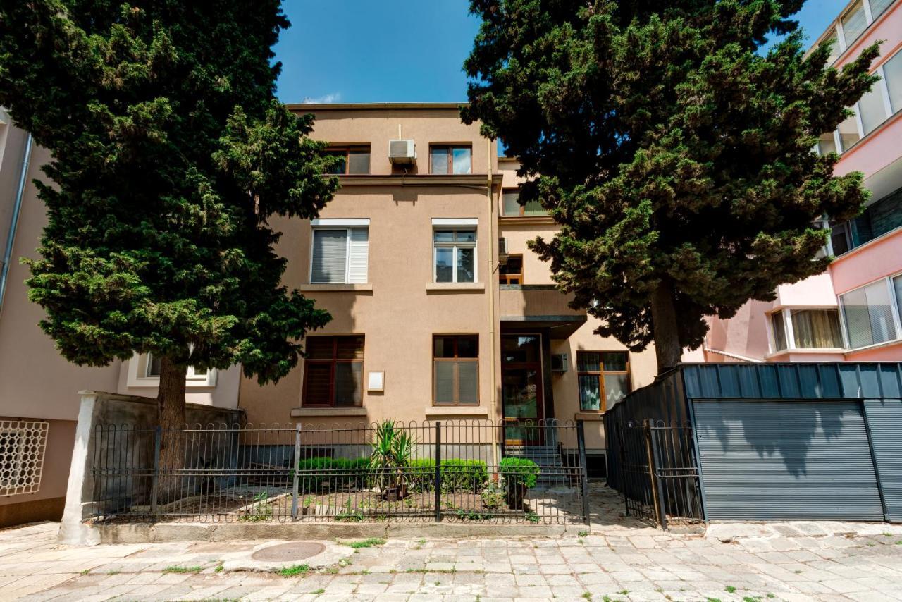 Family Apartment - Comfort In The Center Бургас Экстерьер фото